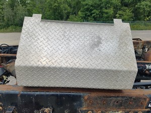 Used 2012 Volvo VNL Battery Box Cover (Stock #VV-0461-45)) Part Image