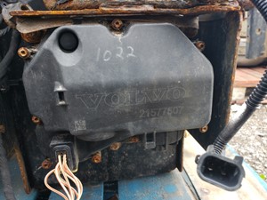 Used 2012 Volvo VNL DEF Pump (Stock #VV-0637-31)) Part Image