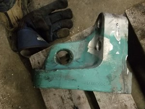 Used 2012 Volvo VNL Engine Mount (Stock #VED-13-VV0461-40)) Part Image