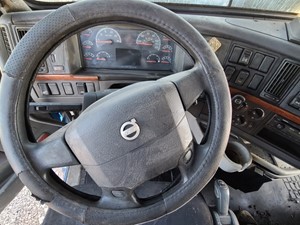Used 2012 Volvo VNL Steering Column (Stock #VV-0620-19)) Part Image