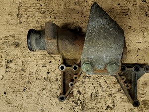 Used 2013 Freightliner Cascadia 125 Bracket (Stock #DD15-FR0511-38)) Part Image