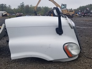 Used 2013 Freightliner Cascadia 125 Hood (Stock #FR-0549-27)) Part Image