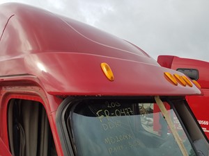 Used 2013 Freightliner Cascadia 125 Sun Visor (Stock #FR-0477-53)) Part Image