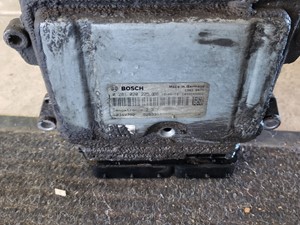 Used 2013 Peterbilt 386 Vehicle ECM (Stock #PT-0596-33)) Part Image