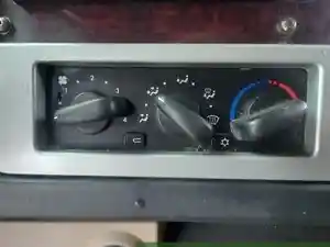 Used 2014 Freightliner 122SD Heater/AC Control Assy (Stock #FR-0725-16)) Part Image