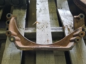 Used 2014 Kenworth T800 Engine Mount Image