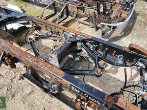 Used 2014 Kenworth T800 Suspension Misc Part (Stock #KW-0609-71)) Part Image