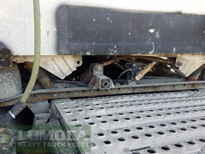 Used 2014 Volvo VNL Cab Mount (Stock #VV-0536-35)) Part Image