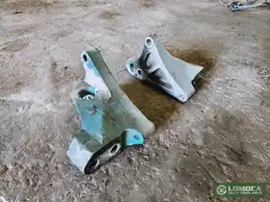 Used 2014 Volvo VNL Engine Mount (Stock #VV-0721-37)) Part Image