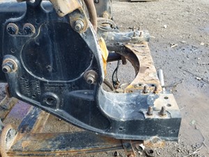 Used 2015 Freightliner Coronado 12 Spring Hanger, Steer Axle (Stock #FR-0656-22)) Part Image