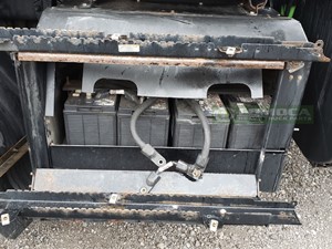 Used 2015 Kenworth T680 Battery Box (Stock #KW-0560-1)) Part Image