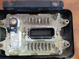 Used 2015 Mack GU813 DEF Tank (Stock #MK-0452-99)) Part Image
