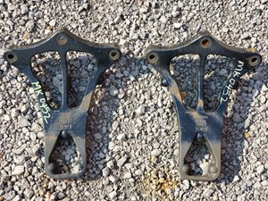 Used 2015 Mack GU813 Engine Mount (Stock #MK-0452-95)) Part Image