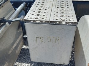 Used 2016 Freightliner Cascadia Tool Box (Stock #FR-0719-11)) Part Image