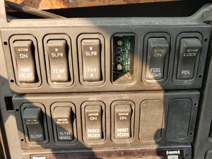 Used 2016 International PROSTAR Dash Control Module (Stock #IN-0604-18)) Part Image