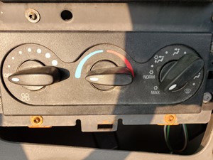 Used 2016 International PROSTAR Dash Control Module (Stock #IN-0604-17)) Part Image