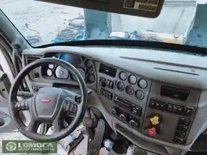 Used 2016 Peterbilt 579 Dash Ass'y Image