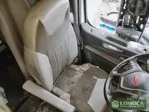 Used 2016 Peterbilt 579 Seat (Stock #PT-0756-50)) Part Image