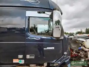 Used 2016 Volvo VNL Door (Stock #VV-0784-10)) Part Image