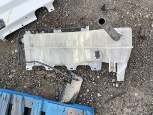 Used 2016 Volvo VNL Radiator Overflow Bottle (Stock #VV-0700-14)) Part Image