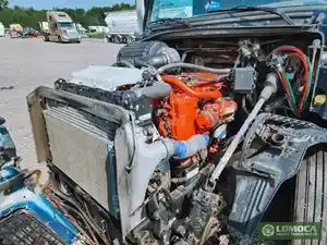Used 2016 Volvo VNL Radiator (Stock #VV-0784-16)) Part Image