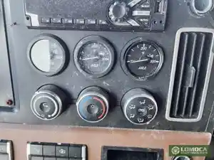 Used 2018 Freightliner Cascadia 126 Dash Control Module (Stock #FR-0787-32)) Part Image