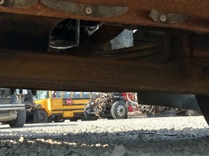 Used 2018 Isuzu NQR Front Axle, Complete (Stock #IZ-0720-10)) Part Image