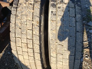 Used 2019 11R22.5 Tire (Stock #BB-0660-19)) Part Image