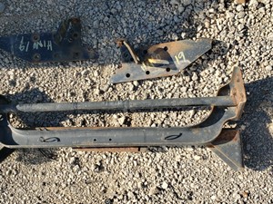 Used 2019 Hino 358 Bracket (Stock #HI-0582-27)) Part Image