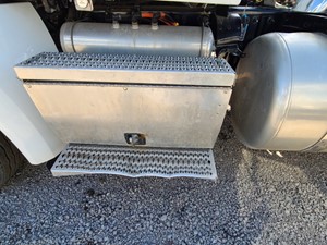 Used 2020 Peterbilt 579 Battery Box (Stock #PT-0655-10)) Part Image