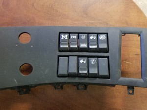 Used 2020 Volvo VNL Combination Switch (Stock #VV-0595-40)) Part Image