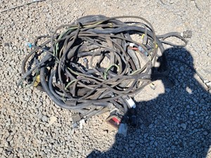 Used 2014 Freightliner Cascadia 125 Wiring Harness (Cab & Dash) (Stock #FR-0585-13)) Part Image