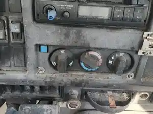 Used 1995 International 4700 LOW PROFILE Dash Control Module (Stock #IN-0866-4)) Part Image