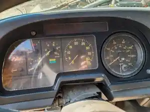 Used 1998 GMC T7500 Instrument Cluster (Stock #GM-0664-11)) Part Image