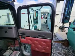 Used 1998 International 9300 Door (Stock #IN-0519-9)) Part Image
