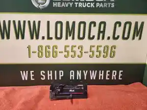 Used 2001 Mack CL713 Heater/AC Control Assy (Stock #MK-0581-40)) Part Image