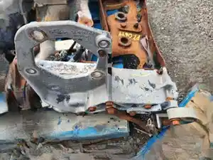 Used 2001 Peterbilt 378 Spring Hanger, Steer Axle (Stock #PT-0644-37)) Part Image