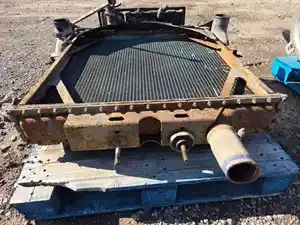 Used 2001 Peterbilt 379 Radiator (Stock #PT-0869-3)) Part Image