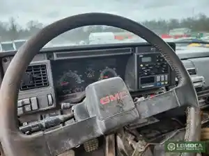 Used 2002 GMC C7500 Instrument Cluster (Stock #GM-0825-21)) Part Image