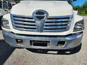 Used 2005 Hino 268 Bumper (Stock #HI-0914-2)) Part Image