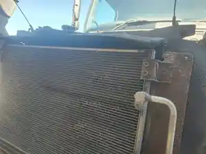 Used 2005 Hino 268 Radiator (Stock #HI-0914-11)) Part Image