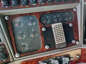 Used 2005 Kenworth T2000 Dash Control Module (Stock #KW-0689-58)) Part Image