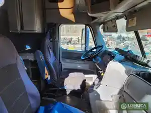 Used 2006 Freightliner ST120 Seat (Stock #FR-0736-13)) Part Image
