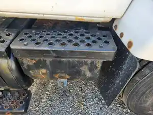 Used 2007 GMC C7500 Battery Box (Stock #GM-0918-6)) Part Image