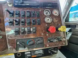 Used 2007 International 9900I Dash Control Module (Stock #IN-0674-36)) Part Image
