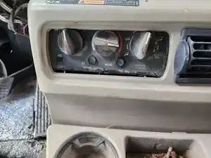 Used 2007 Mack CXN613 Dash Control Module Image