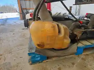 Used 2010 International 4300 Radiator Overflow Bottle (Stock #IN-0805-13)) Part Image
