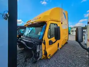 Used 2011 Freightliner Cascadia 125 Cab (Stock #FR-0631-11)) Part Image