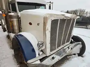 Used 2011 Peterbilt 388 Fender (Stock #PT-0860-1)) Part Image