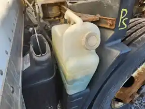 Used 2012 Mitsubishi FEC92S Windshield Washer Reservoir (Stock #MT-0910-23)) Part Image